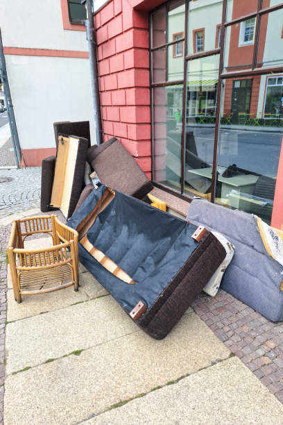 Best Furniture Removal  in Moreauville, LA